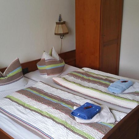 Gasthof Alte Fischerhuette Altfriesack 部屋 写真